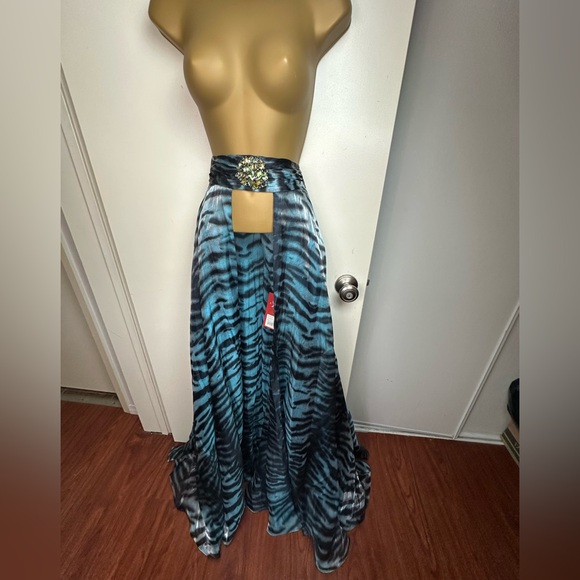 Bicici Turquoise Black Animal Print Open Front Jeweled Waist Maxi Skirt NWT M - Picture 6 of 14